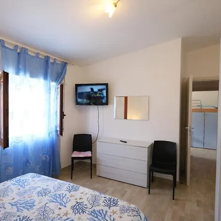 Mandorla Al Mare شقة *